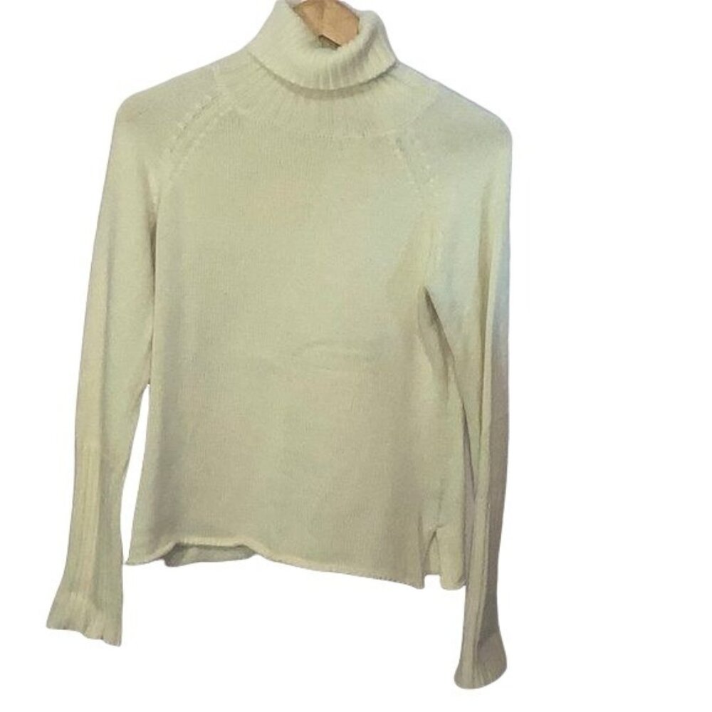 The Limited Ivory Turtleneck Sweater Womens M Ribbed Knit Long Sleeve Acrylic Bl